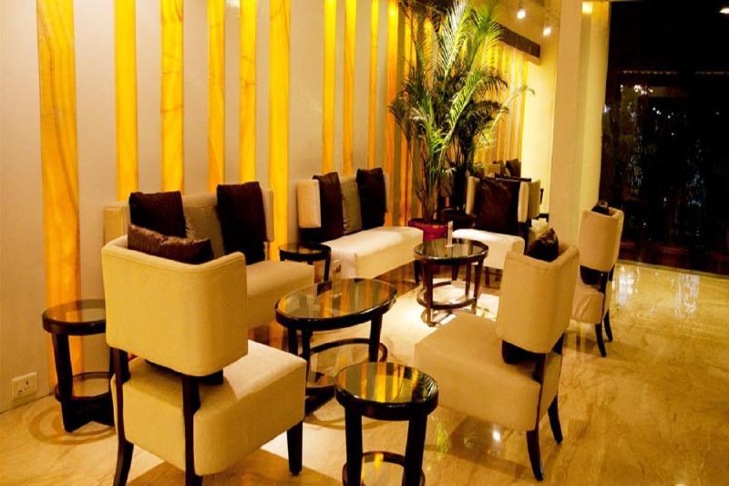 Hotel Hardeo Нагпур Екстериор снимка